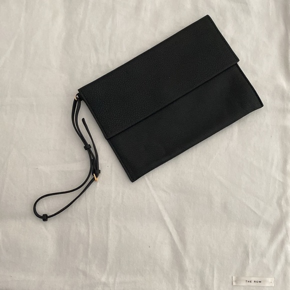 The Row - Picture 11 of 16